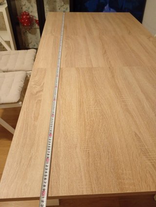 Mesa de comedor madera y blanca