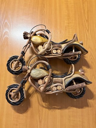 Moto de Madera Artesanal