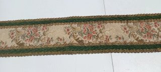 Mantel decorativo con flecos