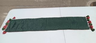 Mantel decorativo con flecos
