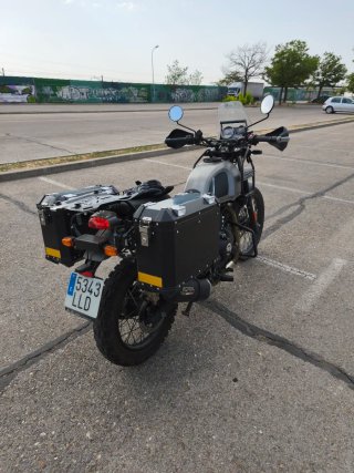 Royal Enfield Himalayan 411 Adventure
