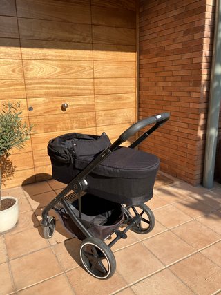 Carrito Cybex Balios + Capazo Negro