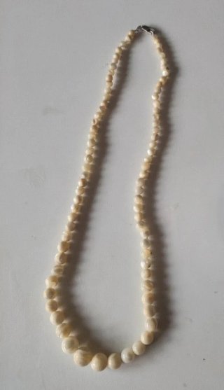 Conjunto collar y pulsera nácar