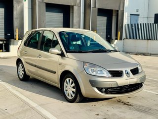 RENAULT Scénic 1.6 16V 110 CV Automático
