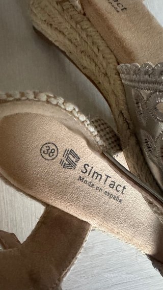 Alpargatas plateadas talla 36