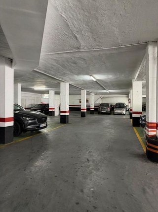 Garaje en venta en Azeta - Abatxolo en Portugalete