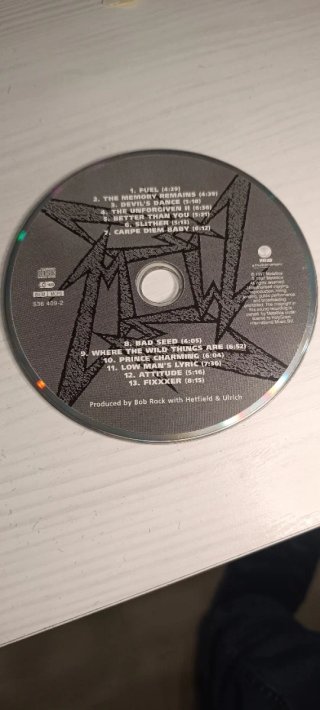 CDs de Metallica originales.