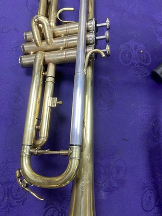 Trompeta Sib Jinbao