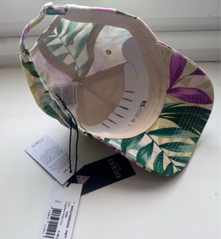Gorra Guess mujer sin estrenar con etiqueta