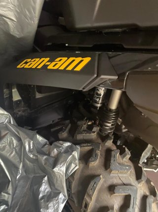 Can-Am Outlander Negro/Amarillo