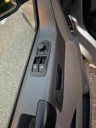 Volkswagen Transporter T5 2009 1.9TDI 9P