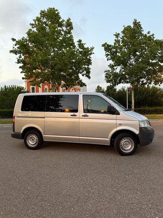 Volkswagen Transporter T5 2009 1.9TDI 9P