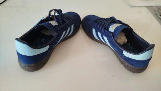 Adidas Spezial Azul Marino y Dorado