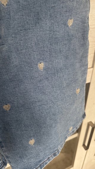 Shorts vaqueros H&M con corazones