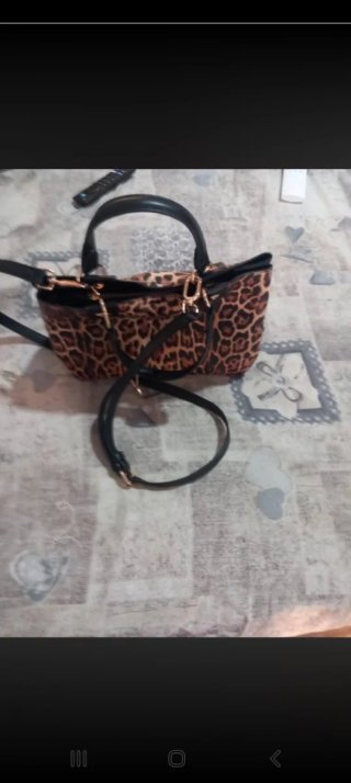 Vendesi borsa maculata