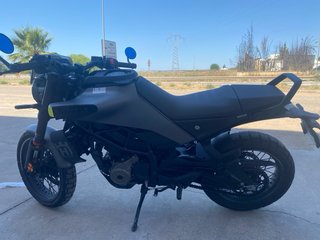 Husqvarna Svartpilen 125 2024 Negra