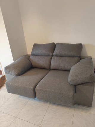 Sofá 2 plazas extensible gris