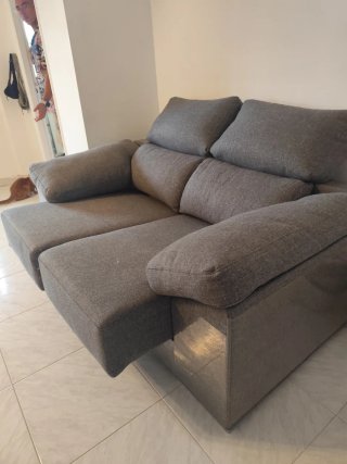 Sofá 2 plazas extensible gris