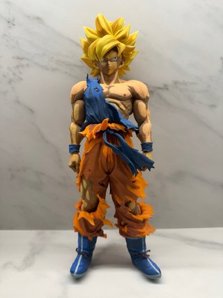 Figura Son Goku Super Saiyan