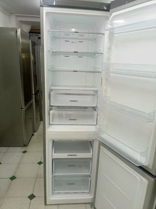 Nevera combi Whirlpool 200/60cm E con garantia