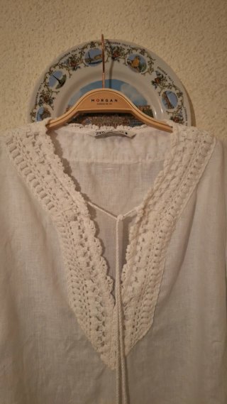 Blusa Zara blanca crochet talla única