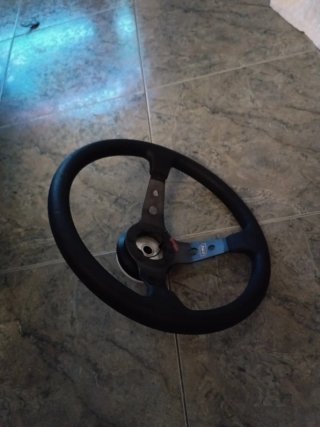 Volante OMP con piña Honda / Rover / MG
