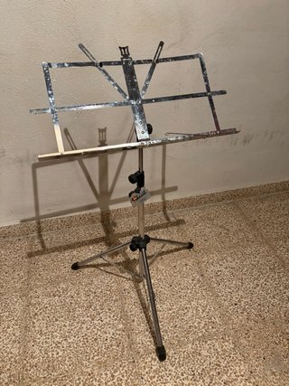Atril de música marca Guil