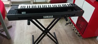 Sintetizador Yamaha DSR-2000