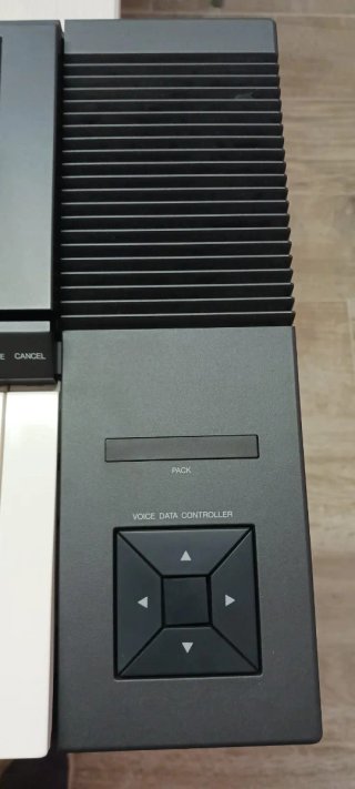 Sintetizador Yamaha DSR-2000