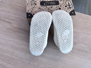 Zapatos Feroz Moraia Rocker Talla 29