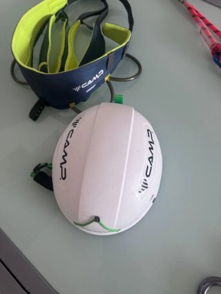 Kit Escalada Completo: Casco, Arnes, Mosquetones..