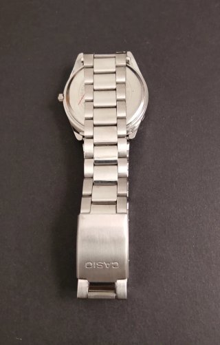 Reloj Casio talla 40 mm Verde y Plateado
