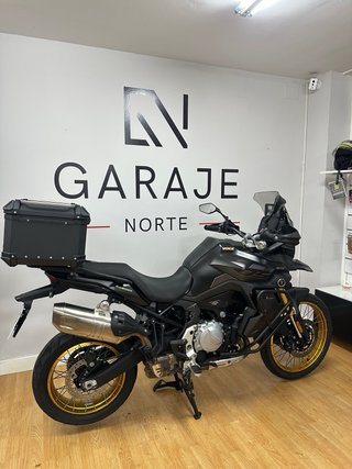 VOGE 900 DSX 2024