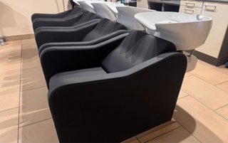 Se traspasa salon de peluquería y estética Calella