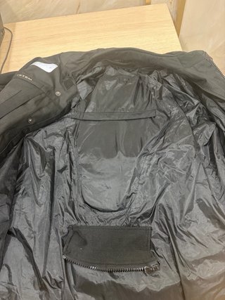 Chaqueta de moto negra