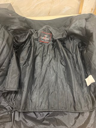 Chaqueta de moto negra