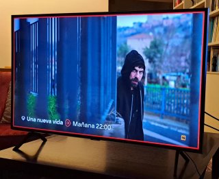 Samsung QLED 43" TV semiestreno con Mando original