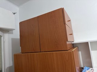 Armario de madera 2 puertas y 2 cajones uno grande