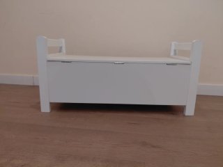 Baúl de madera blanco