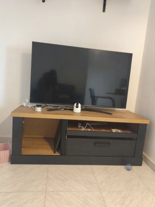 Mueble TV Negro y Madera