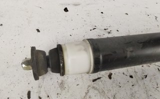 1882764 amortiguador renault 562109815r clio iv