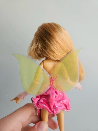 Muñeca Winx Flora Charmix