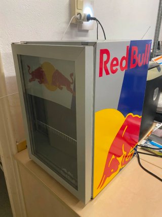 Nevera Red Bull