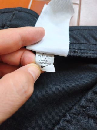 Pantaloni tuta Nike uomo nero oro taglia S