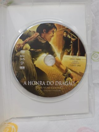 filme a honra do dragão / Tom-Yum-Goong português