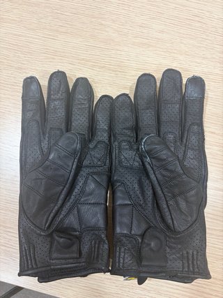 Guantes de moto de cuero negros