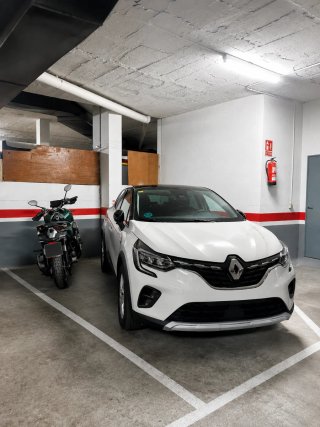 Garaje coche y moto alquiler