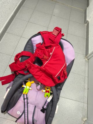 Mecedora bebé con porta bebés