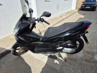 Honda PSX 125 Scooter Negra