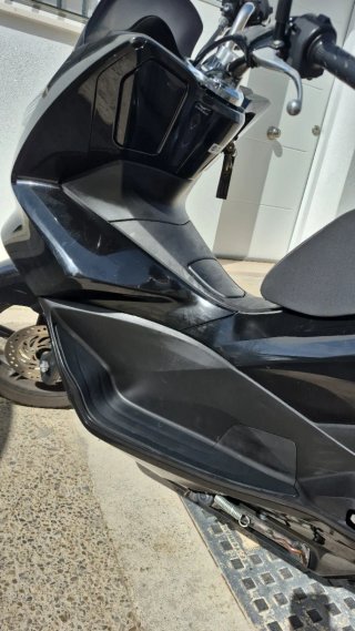 Honda PSX 125 Scooter Negra